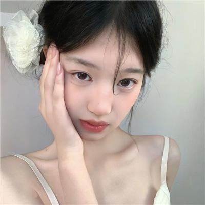 艾蜜莉·布莱尔的秘密